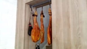 Pata Negra, restaurant cu bucatarie clasica spaniola in Bucuresti