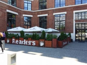 Readers Cafe, restaurant in Metropolis Center