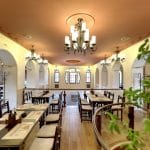 Restaurantul Hanul Berarilor Casa Elena Lupescu