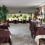 Restaurantul Monte Carlo de pe lacul din Parcul Cismigiu