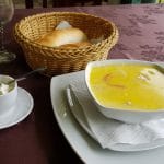 Restaurantul Monte Carlo de pe lacul din Parcul Cismigiu