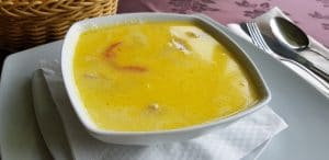 Restaurantul Monte Carlo de pe lacul din Parcul Cismigiu