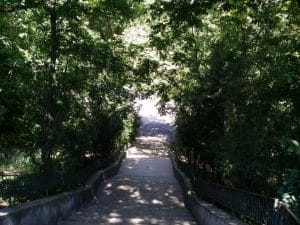 Riviera, restaurant international in Parcul National