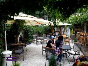 Serendipity, ceainarie si cafea boema in Bucuresti