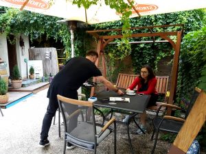 Serendipity, ceainarie si cafea boema in Bucuresti