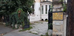 Serendipity, ceainarie si cafenea boema la Parcul Ioanid, pe Dumbrava Rosie