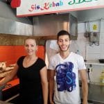 Samy si Mary, chelnerii veseli de la Sis Kebab...