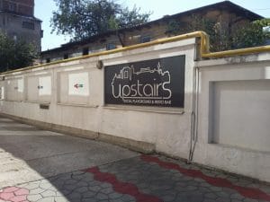 Upstairs Rooftop, restaurant panoramic in Victoriei Business Center din Bucuresti