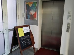 Upstairs Rooftop, restaurant panoramic in Victoriei Business Center din Bucuresti