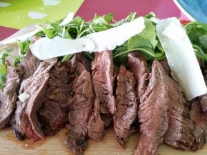 Upstairs Rooftop, restaurant panoramic in Victoriei Business Center din Bucuresti