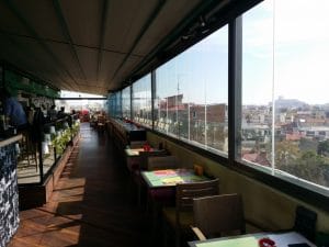 Upstairs Rooftop, restaurant panoramic in Victoriei Business Center din Bucuresti
