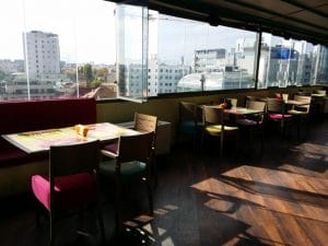 Upstairs Rooftop, restaurant panoramic in Victoriei Business Center din Bucuresti