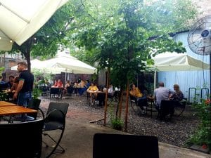 Verona, gradina si cafenea in Bucuresti