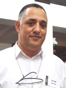 Victor, ospatarul de la Taverna Sarbului