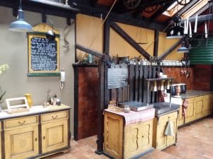 White Horse, bistrou in Piata Dorobantilor