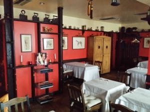 White Horse, bistrou in Piata Dorobantilor