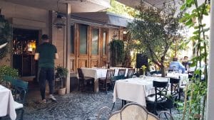 White Horse, restaurantul cu bucatarie italiana si internationala din Beller