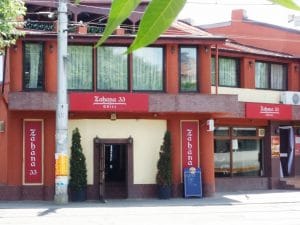 Zahana 33 Grill, la Piata Gemeni