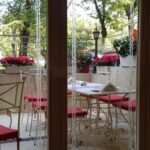 Bistrou si patiserie facut de Ana Consulea