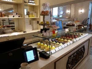 Zexe Brassrie, cofetarie si bistrou in Bulevardul Aviatorilor