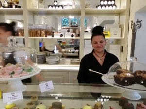 Zexe Braserie, cofetarie si bistrou in Bulevardul Aviatorilor