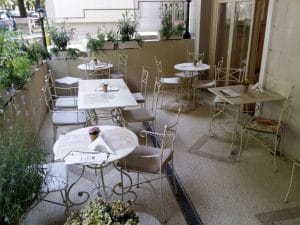 Zexe Braserie, cofetarie si bistrou in Bulevardul Aviatorilor