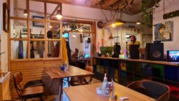 Acuarela, bistrou boem in strada Polona