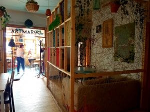 Acuarela, local boem pe strada Polona din Bucuresti