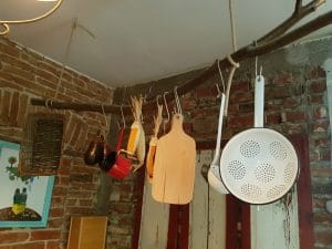 Acuarela, local boem pe strada Polona din Bucuresti