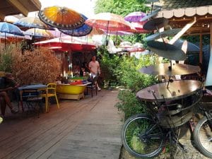 Acuarela, local boem pe strada Polona din Bucuresti