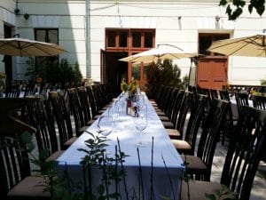 Aida Bistro, restaurant cu terasa la Palatul Bragadiru