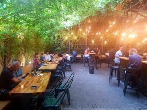 Alt Shift, local boem in zona Universitate din Bucuresti