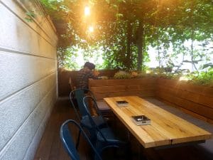 Alt Shift, local boem in zona Universitate din Bucuresti