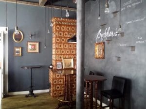 Copper's Pub, restaurant cu specific american in Hristo Botev