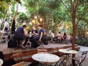 Dianei 4, local boem in zona Pietei Rosetti din Bucuresti