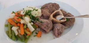 Golden Blitz restaurant romanesc la razoare in Bucuresti 26