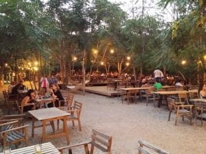 Gradina Eden, terasa boema pe Calea Victoriei in Bucuresti