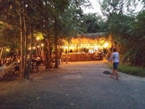 Gradina Eden, terasa boema pe Calea Victoriei in Bucuresti