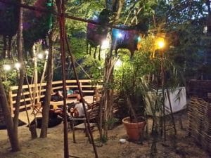 Gradina Eden, terasa boema pe Calea Victoriei in Bucuresti