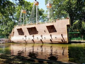 Insula Copiilor, Complex Herastrau, un restaurant child friendly in Parcul Herastrau 13