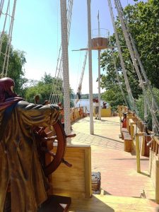 Insula Copiilor, Complex Herastrau, un restaurant child friendly in Parcul Herastrau