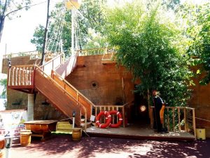 Insula Copiilor, Complex Herastrau, un restaurant child friendly in Parcul Herastrau