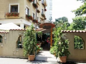 Irisa, hotel si restaurant pe Banu Manta