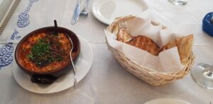 La Kostas, restaurant de peste si fructe de mare