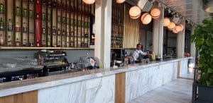 Linea Closer to The Moon, rooftop restaurant in Centrul Vechi din Bucuresti