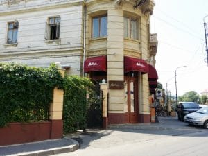 Mahala, restaurant cu bucatarie urbana la Palatul Bragadiru