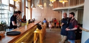 Paine si Vin, bistrou boem in Centrul Vechi al Bucurestiului