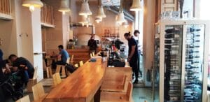 Paine si Vin, bistrou boem in Centrul Vechi al Bucurestiului