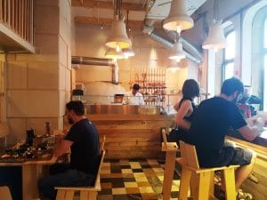 Paine si Vin, local boem in Bucuresti