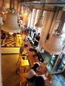 Paine si Vin, local boem in Bucuresti